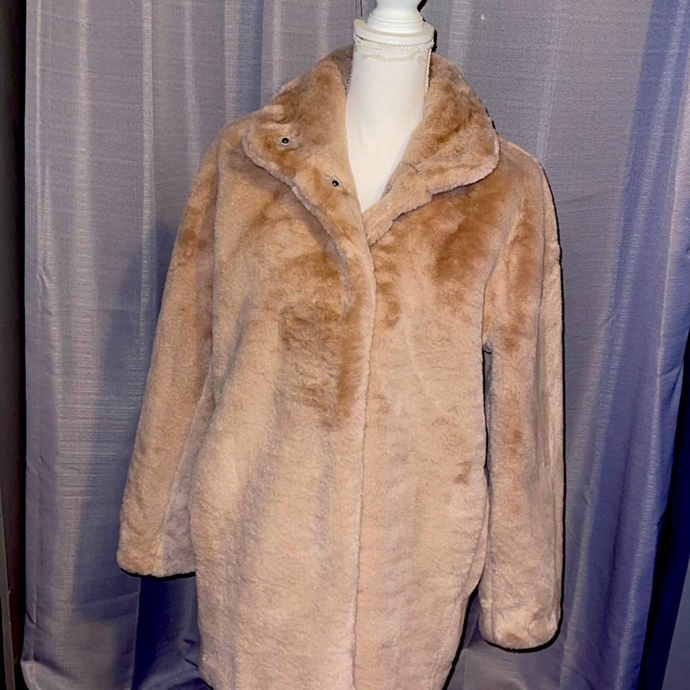 NWT Madewell Faux Fur Coat in Bisque